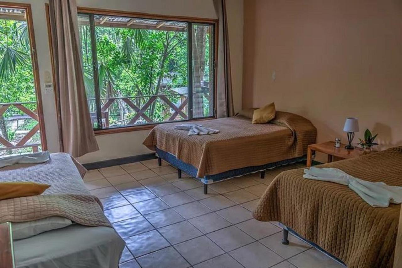 Hotel Jaguar Inn Tikal Eksteriør bilde